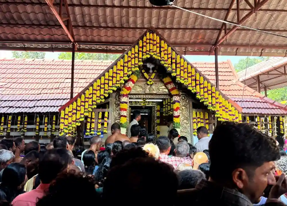 Daily-Rental-House-Pandalam-Ayyappa-Temple